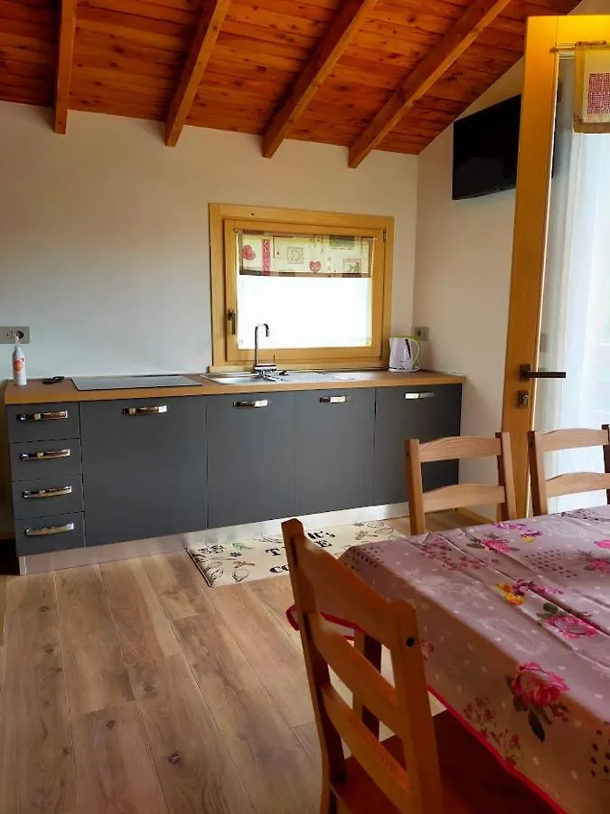 Chalet Simonetta - Locanda Da Tullio Capovalle 0*,  Italy